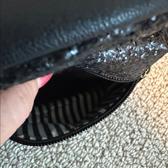 Betsey Johnson Black Sequin mini bag/purse- like new - Picture 3 of 8